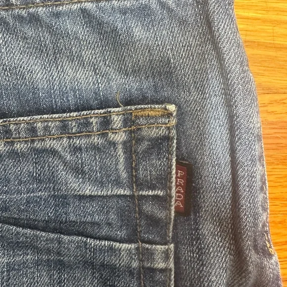 Prada jeans practicaly new with a tie dye detail in the back - Picture 7 of 11